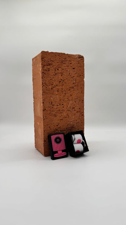 NY FatCaps – Keychain Duo Box | White / Pink