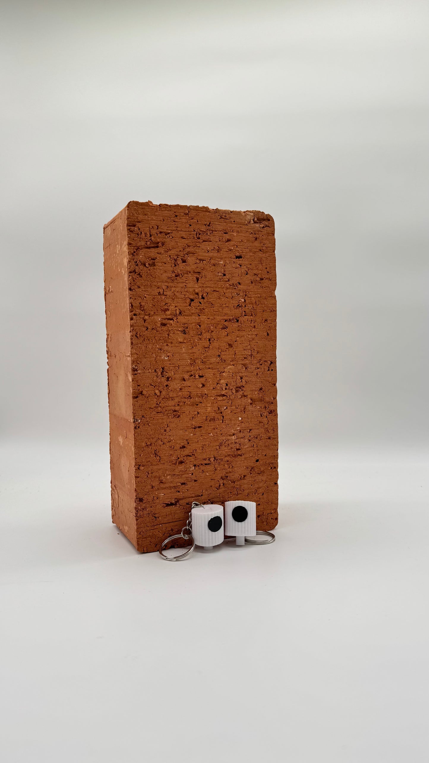 NY FatCaps – Keychain Duo Box | White / Black